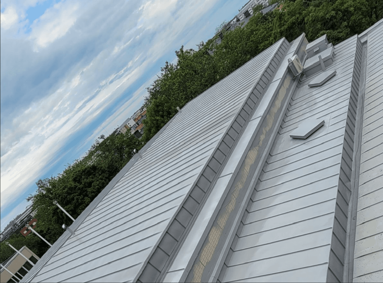 Plekk-katuse pesu - pärast